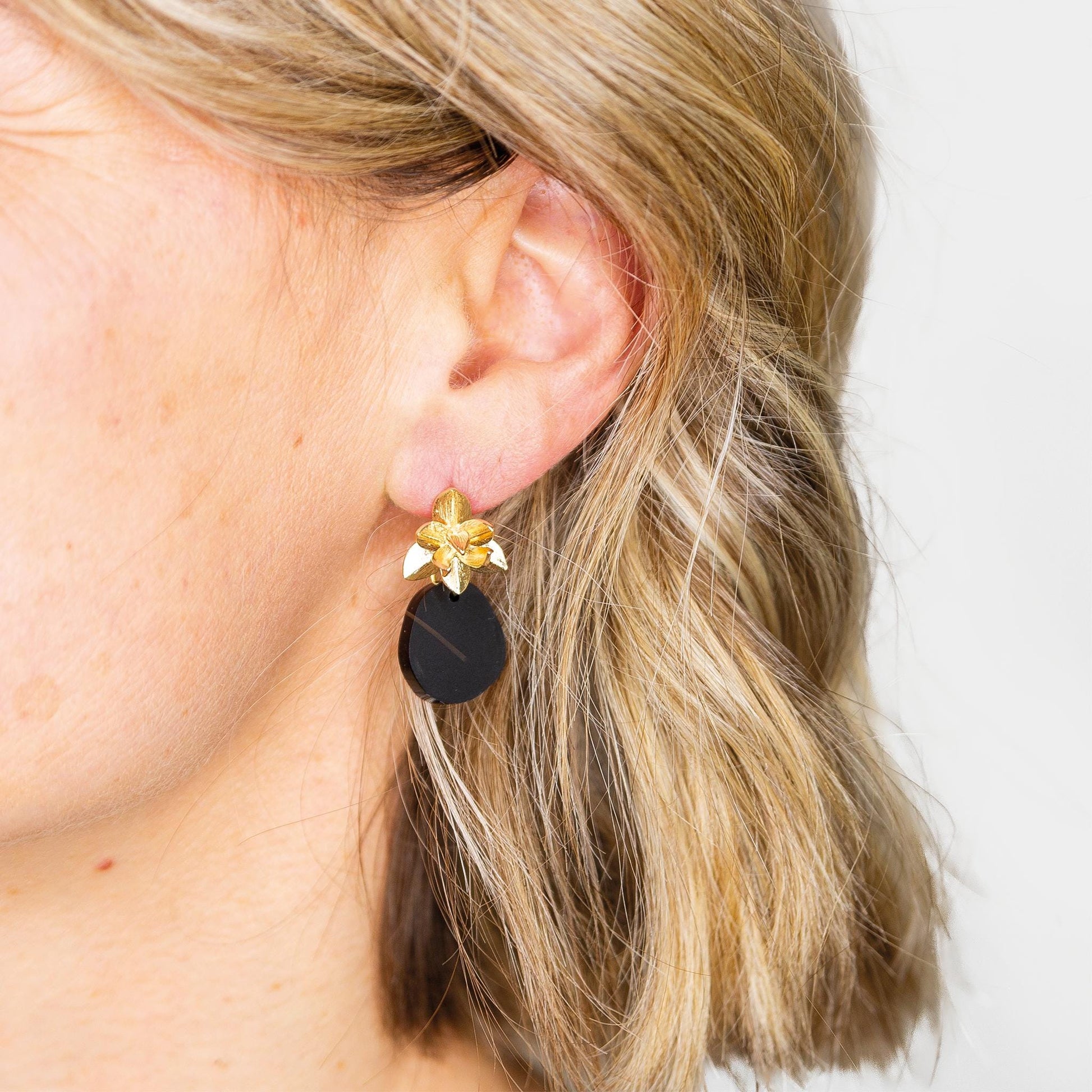 Ohrring »Florentine« | allergikerfreundlich | Edelstahl vergoldet | schwarzes Acryl | leichte Statement-Ohrringe | Schmuck | Geschenk