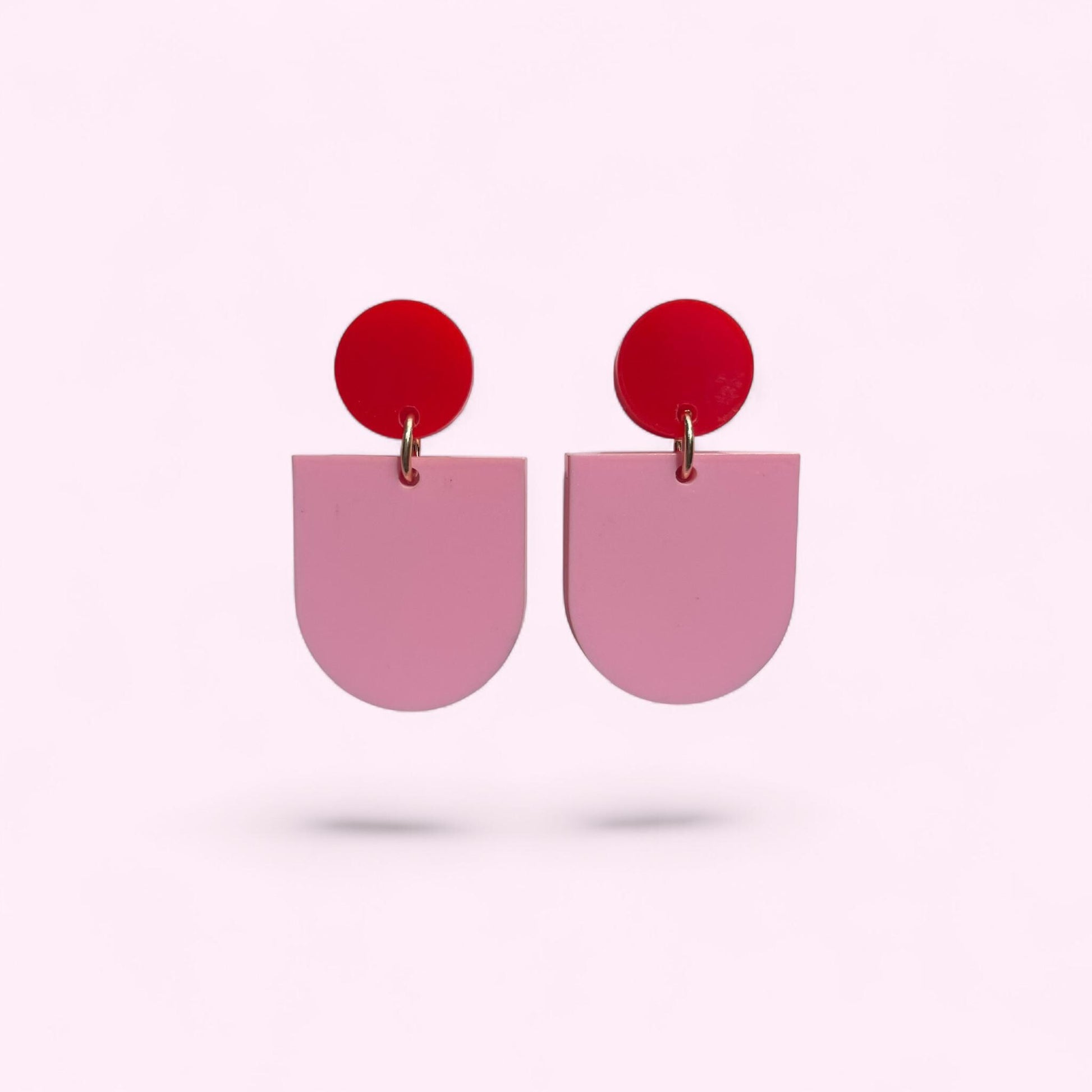 Ohrring »Cora« | allergikerfreundlich | rosa und rotes Acryl | Trendfarbe | blickdicht | leichte Statement-Ohrringe | Schmuck