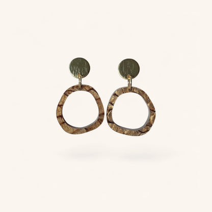Ohrring »Ida« | allergikerfreundlich | Messing vergoldet | braun marmoriertes Acryl | leichte Statement-Ohrringe | Schmuck | Geschenk
