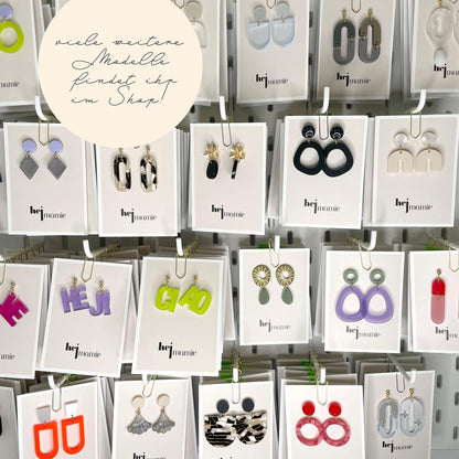Ohrring »Lotta« | Farbvarianten | allergikerfreundlich | lila perlmutt und beige mattes Acryl | leichte Statement-Ohrringe | Schmuck